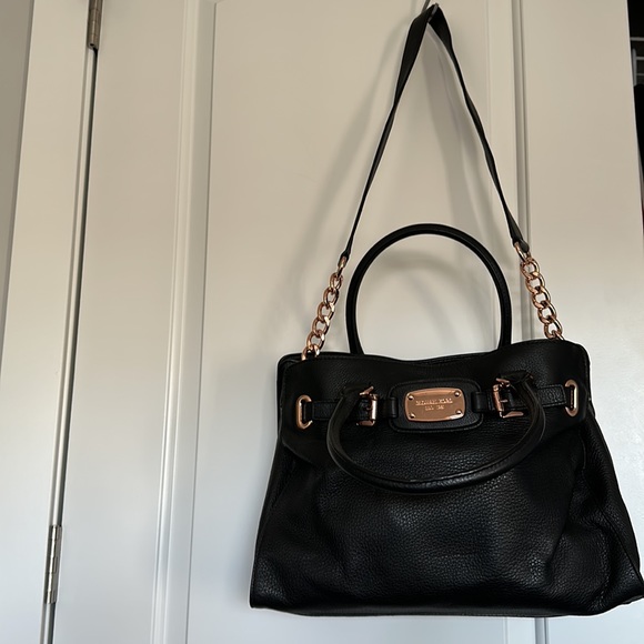 Michael Kors black shoulder tote with long strap - Picture 2 of 5